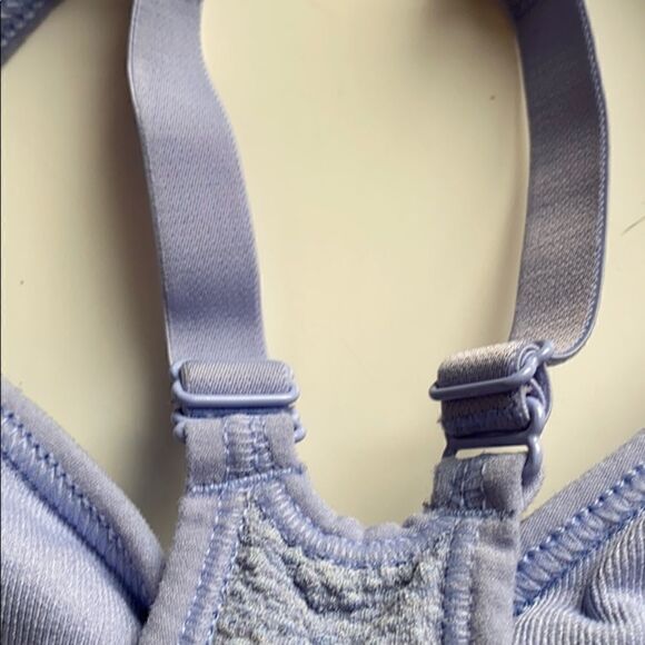 Old Navy Light Blue Bra Tank Size Small - Picture 4 of 5